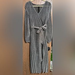 Silver faux wrap dress bell sleeves size 2X